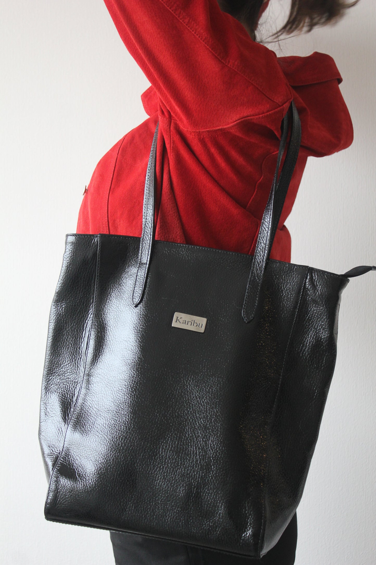 Jacinta Schwarze Glänzende Geldbörse