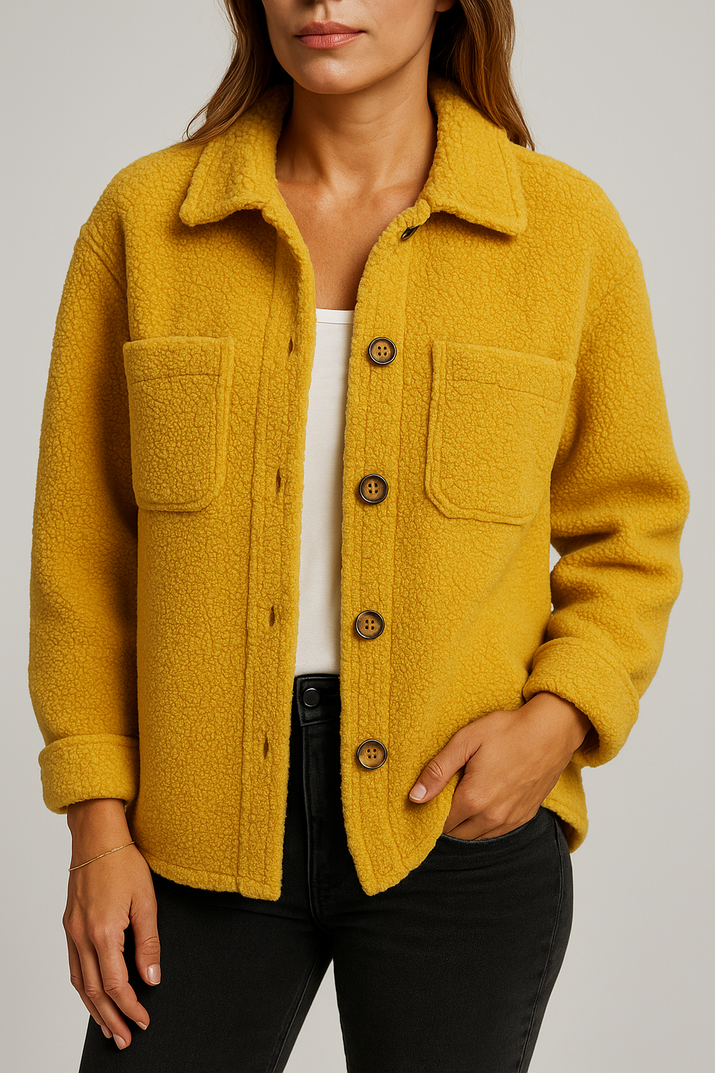 Claudia - Kurze Jacke mit Revers