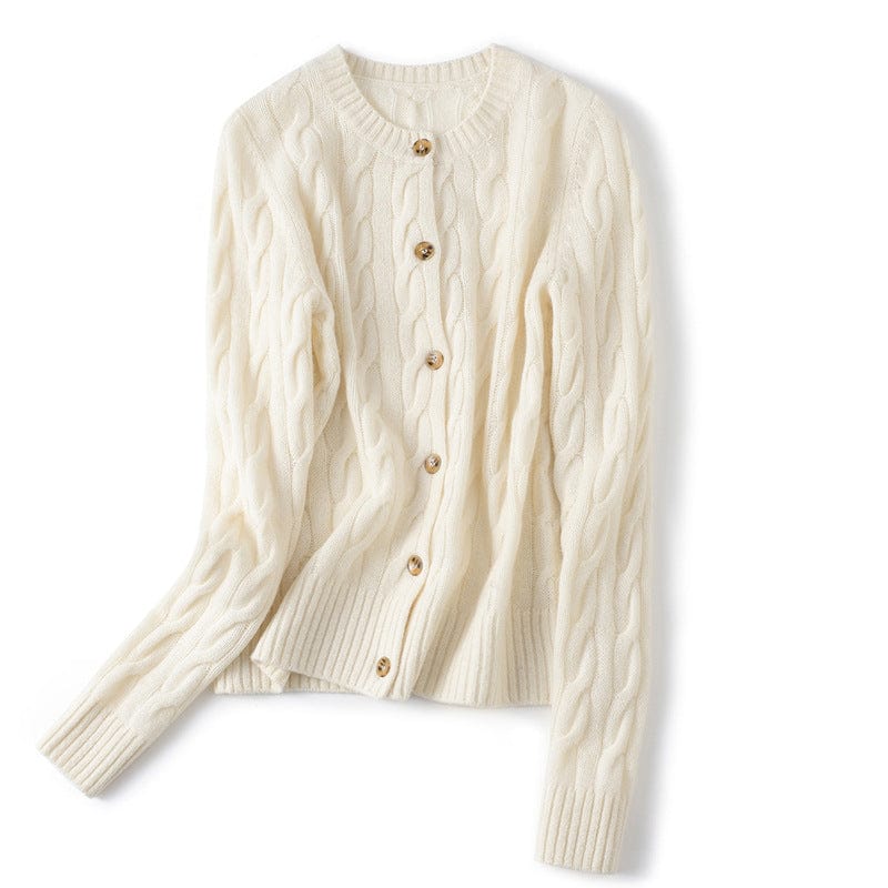 Margaux Bequeme-Strickjacke mit Zopfmuster und Knöpfen