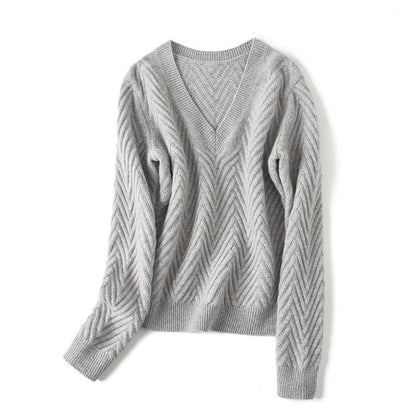 Elara Bequemepullover mit Chevron-Muster und V-Ausschnitt