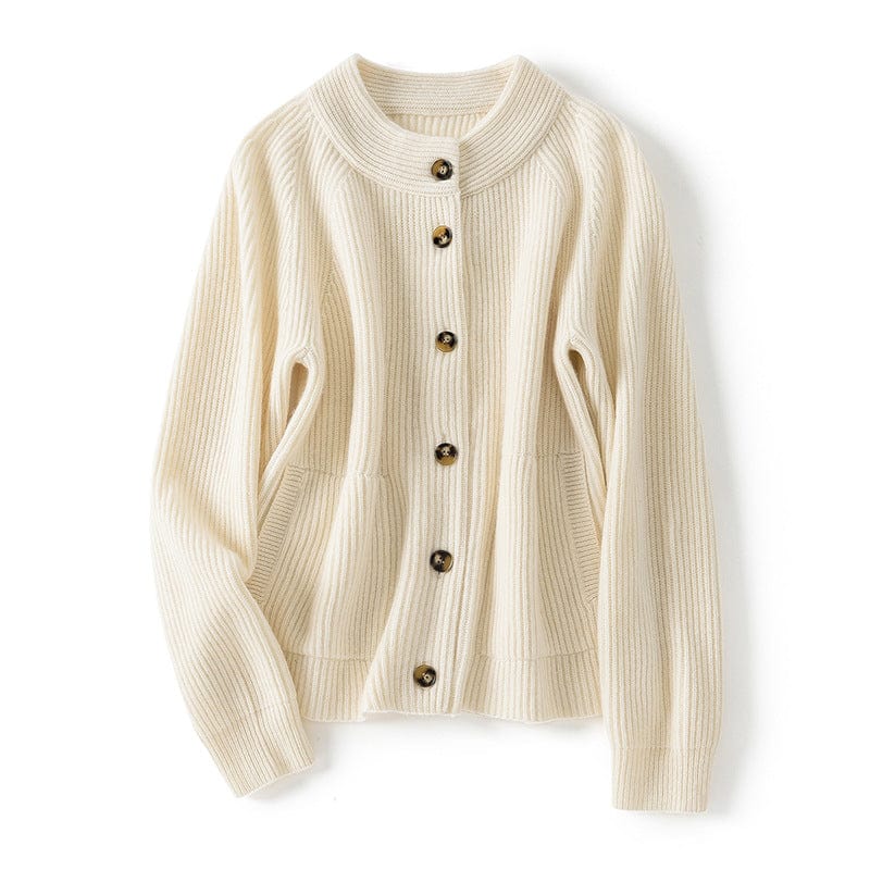 Amélie Bequeme-Strickjacke mit Knöpfen