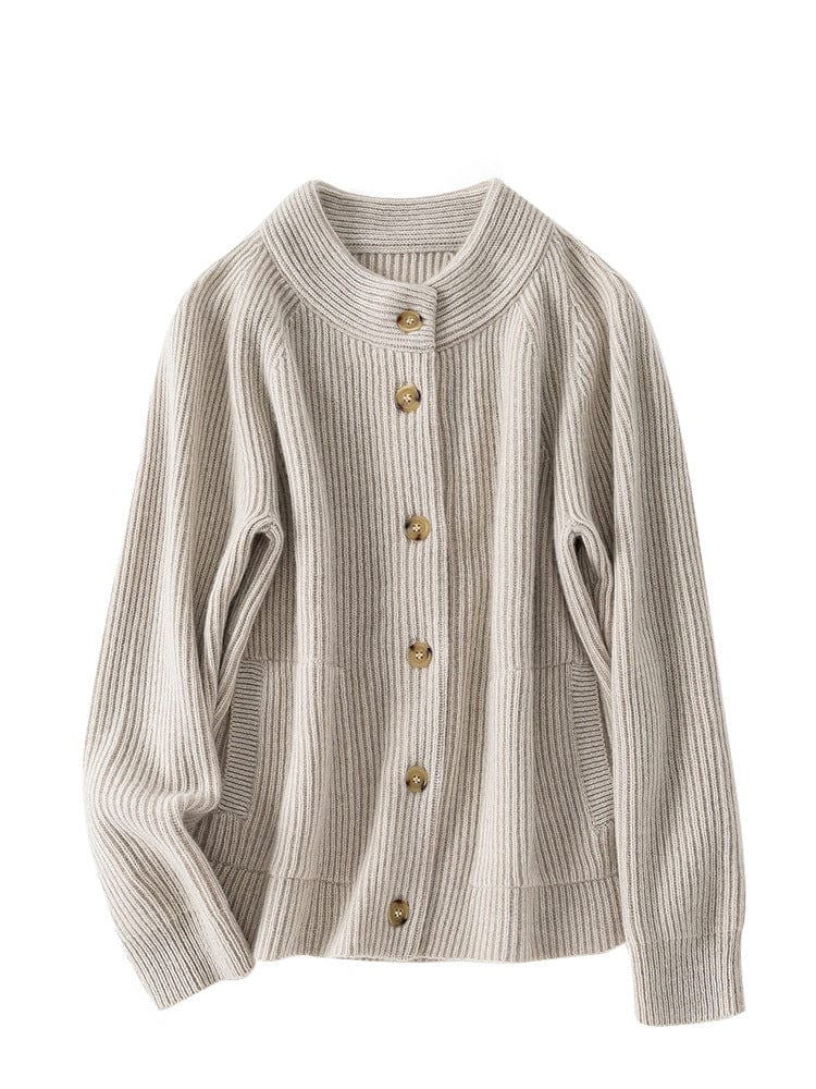 Amélie Bequeme-Strickjacke mit Knöpfen