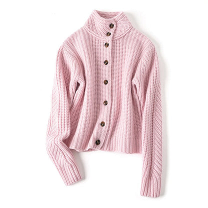 Vivienne Bequeme-Strickjacke mit Knöpfen
