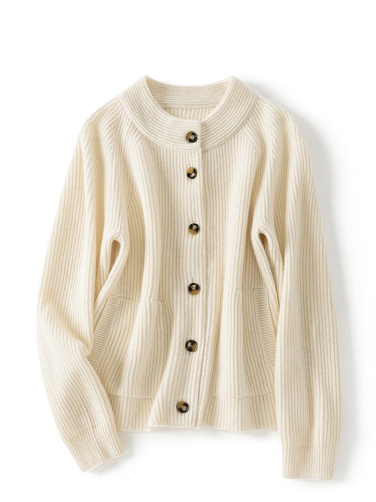 Amélie Bequeme-Strickjacke mit Knöpfen
