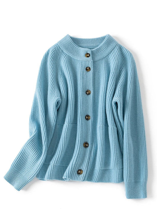 Amélie Bequeme-Strickjacke mit Knöpfen
