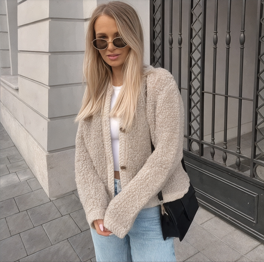 Mystique & Co™ Teddy Strickjacke