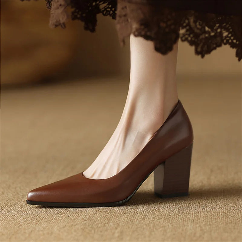 Solenza™| Verona Elegante Pumps