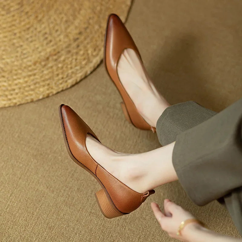 Solenza™| Helen Klassische Pumps