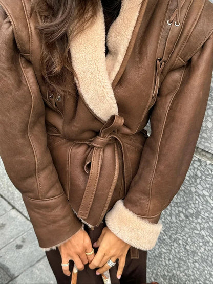 ELYRA™ | Klassischer Wintermantel