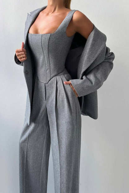 THARAH - Dreiteiliges Set mit doppelreihigem Blazer