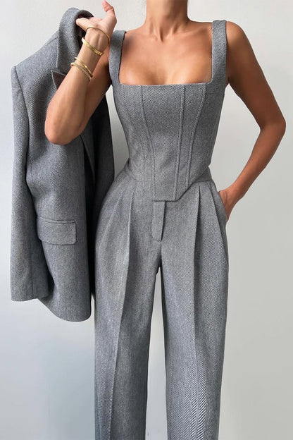 THARAH - Dreiteiliges Set mit doppelreihigem Blazer