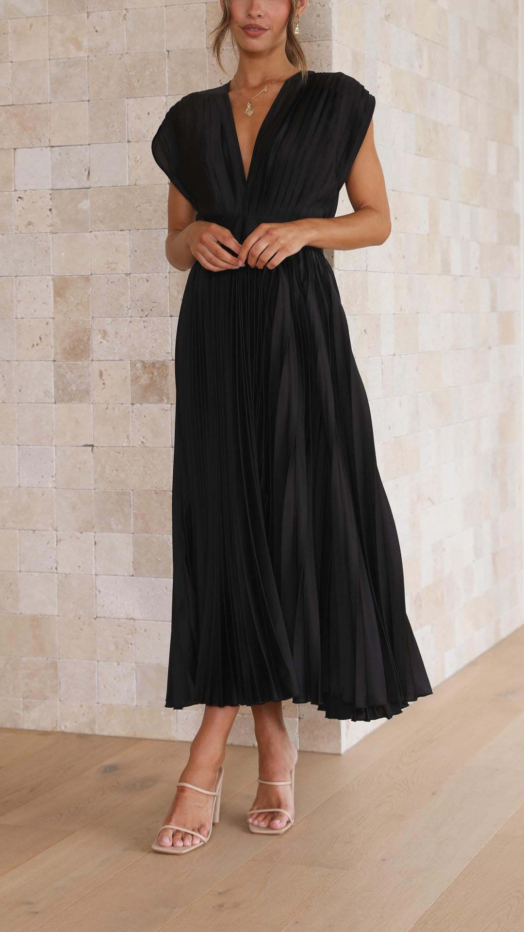 THARAH | Elegantes Faltenkleid
