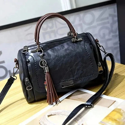 Stella – Leder-Schultertasche
