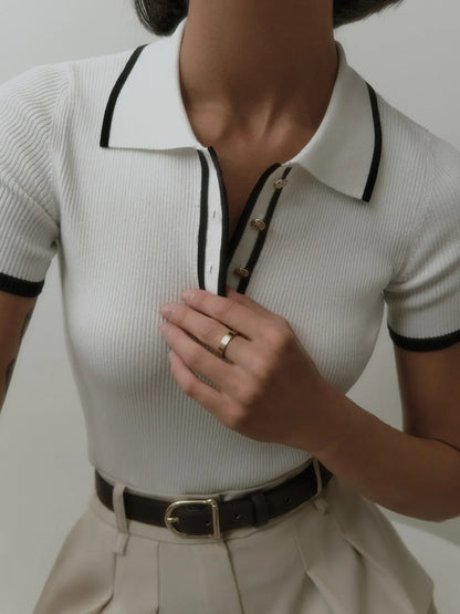 Knopfdetaillierte Strickbluse