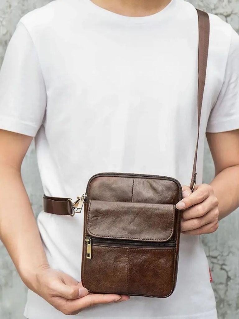 Essentielle Lederschultertasche - Kreuz & Krone