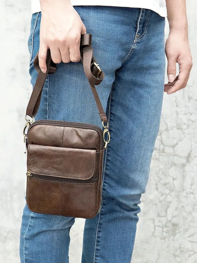 Essentielle Lederschultertasche - Kreuz & Krone