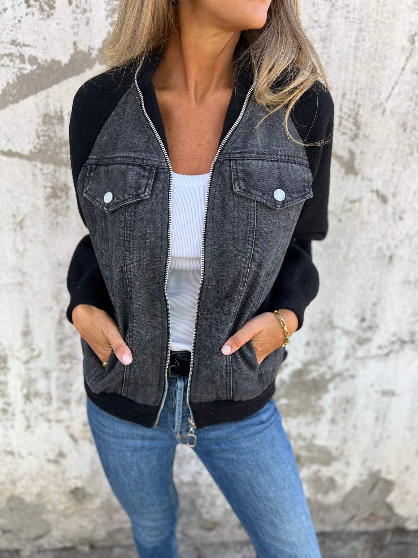 Zoe™ – Stilvolle Jeansjacke