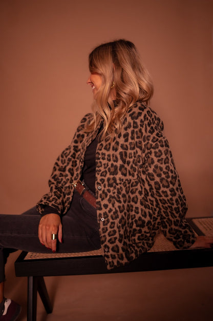 THARAH - Trendy Jacke mit Leopardenmuster
