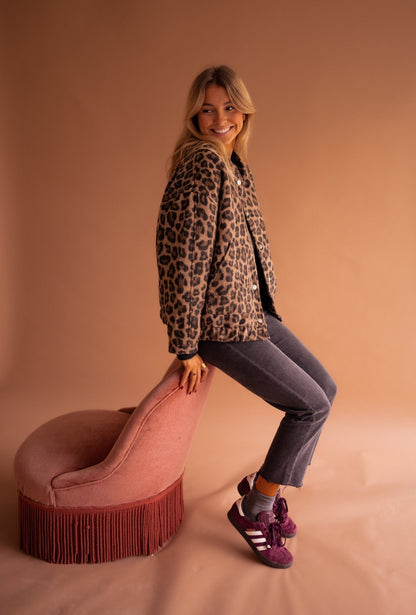 THARAH - Trendy Jacke mit Leopardenmuster