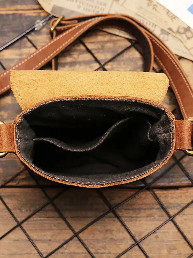 Mini Lederschultertasche für Herren - Kreuz & Krone