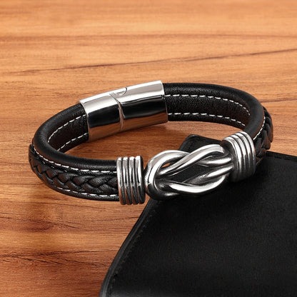 Deluxe Herren-Lederarmband mit unregelmäßigem Grafikdesign – Edelstahl-Akzent