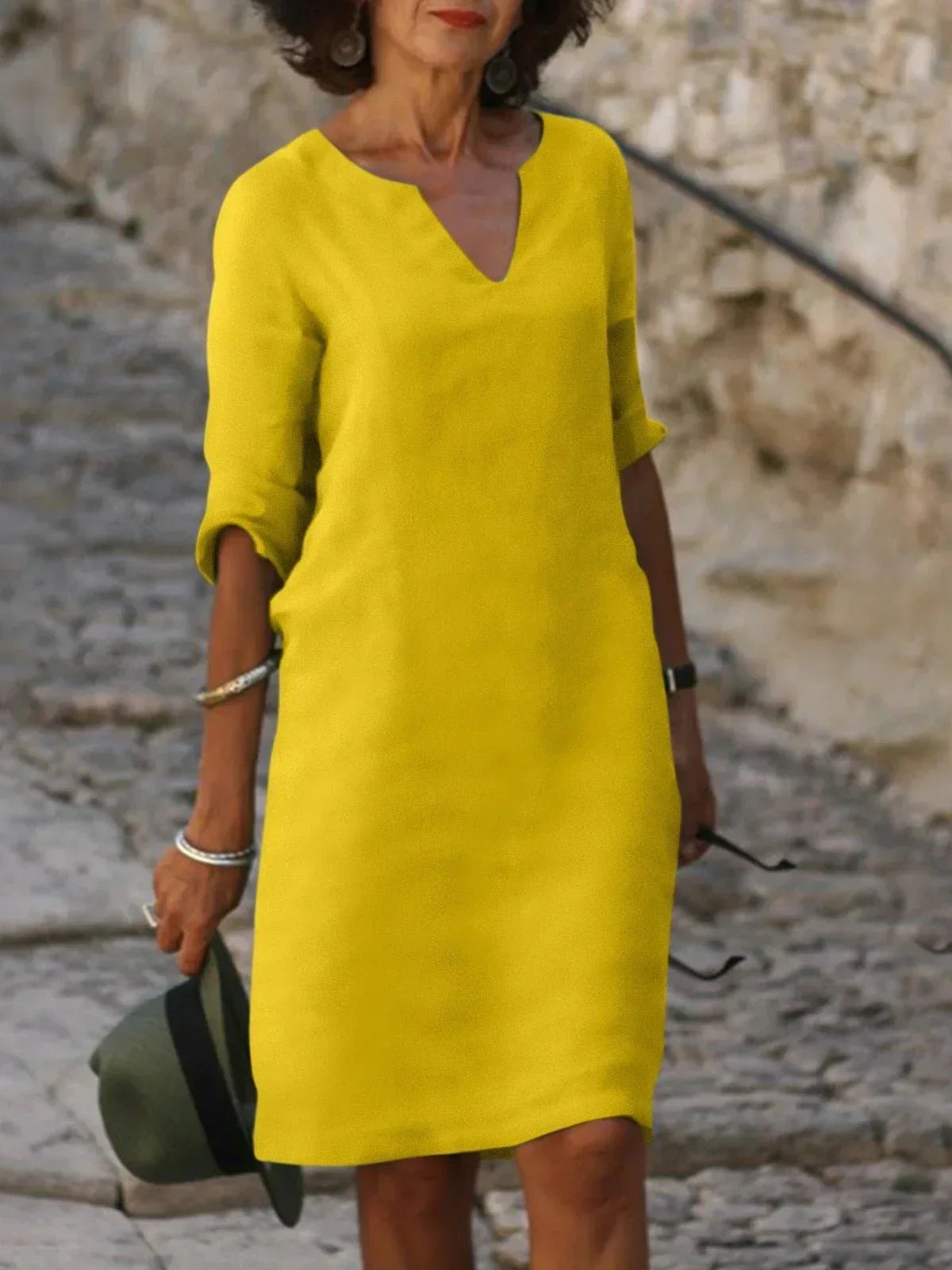 Saoirse™ | Elegante V-Ausschnittrobe, die den Bauch kaschiert